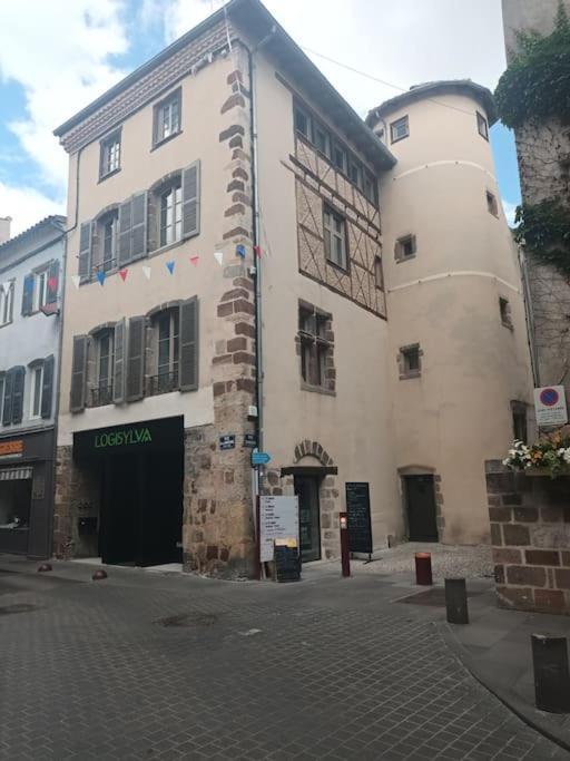 Chez David - Vacances Sous Les Toits Brioude Exteriör bild